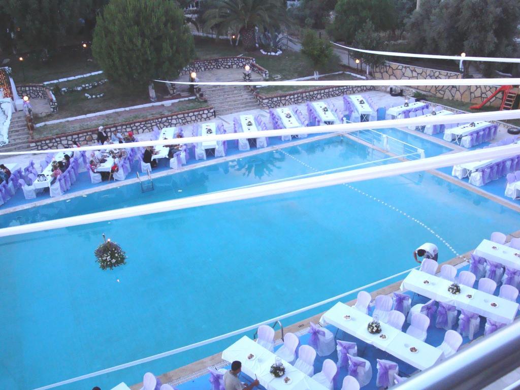 Hotel First Class Дидим Экстерьер фото